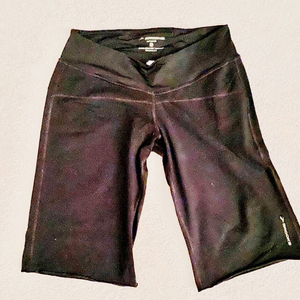 Brooks capris
